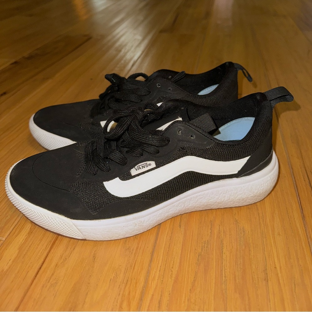 Vans UltraRange size 7 women’s